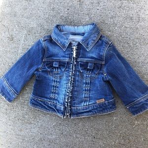 Baby denim jacket (adorable)